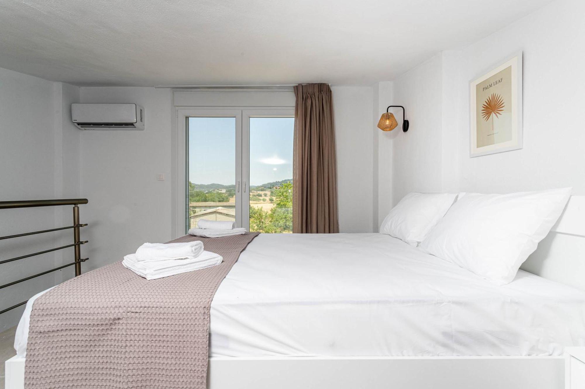 Viento Suites Posidi Eksteriør billede